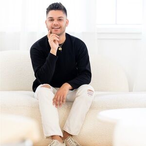 Meet your Posher, Anthony